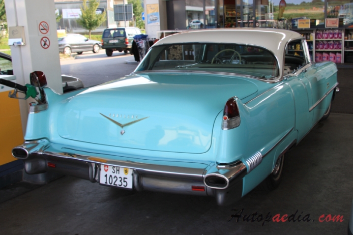 Cadillac Sedan DeVille 1st generation 1956-1958 (1956 Cadillac Series 62 Sedan DeVille hardtop 4d), right rear view