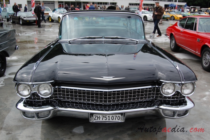 Cadillac Sedan DeVille 2. generacja 1959-1960 (1960 hardtop 4d), przód
