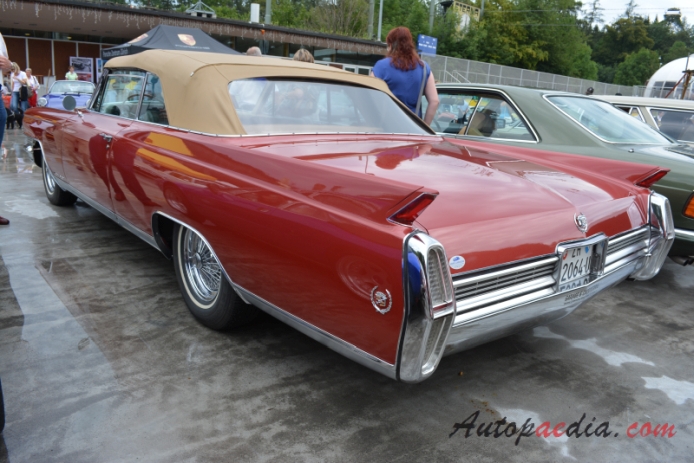 Cadillac Eldorado 6. generacja 1963-1964 (1964 convertible 2d), lewy tył