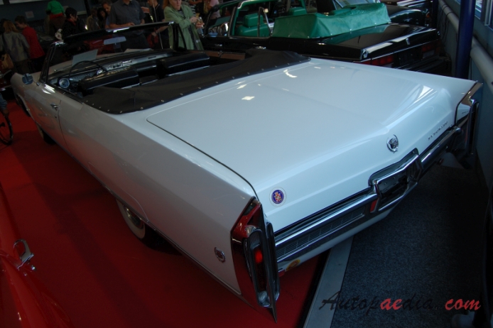 Cadillac Eldorado 7th generation 1965-1966 (1966 convertible 2d),  left rear view