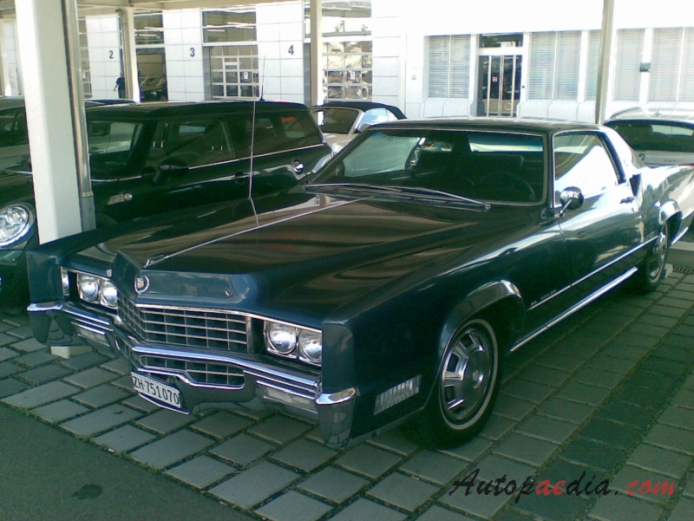 Cadillac Eldorado 8. generacja 1967-1970 (1967 Coupé 2d), lewy przód
