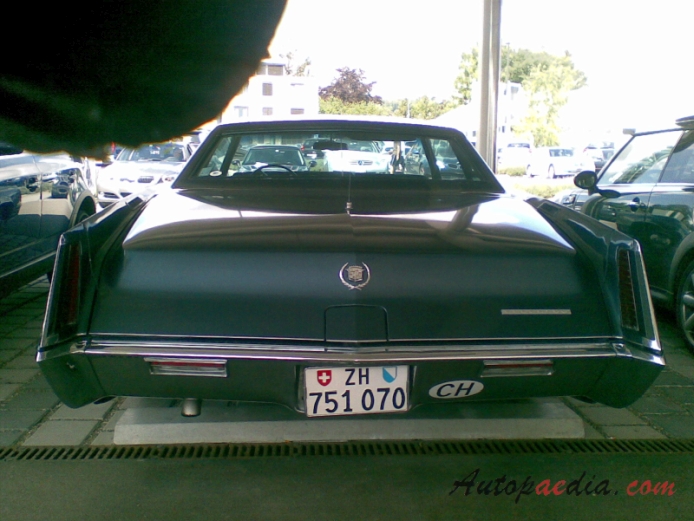 Cadillac Eldorado 8th generation 1967-1970 (1967 Coupé 2d), rear view