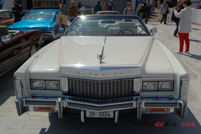 Cadillac Eldorado 9. generacja 1971-1978 (1976 Biarritz convertible 2d), przód