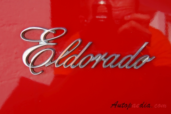 Cadillac Eldorado 9th generation 1971-1978 (1976 convertible 2d), rear emblem  