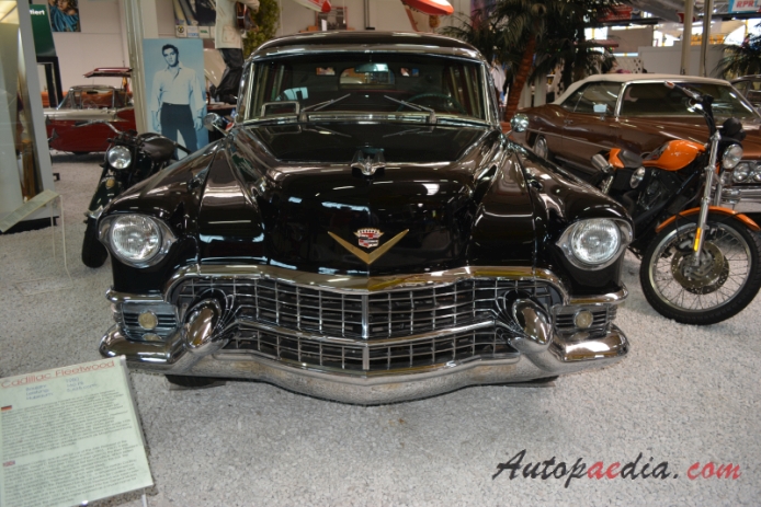 Cadillac Series 70 5. generacja 1954-1956 (1955 Cadillac Series 75 Fleetwood limuzyna 4d), przód