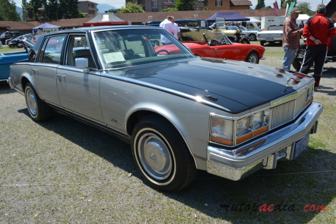 Cadillac Seville 1. generacja 1975-1979 (1978 sedan 4d), prawy przód