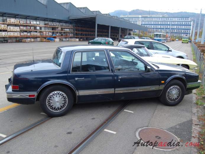 Cadillac Seville 3rd generation 1986-1991 (1990-1991), right side view