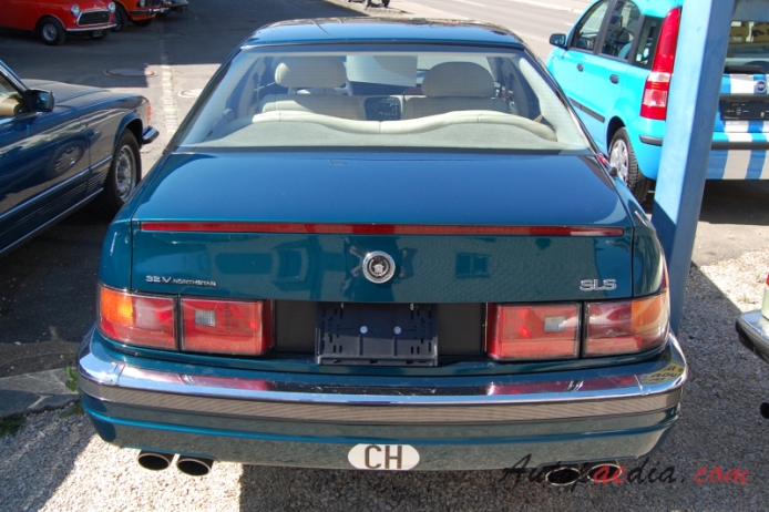 Cadillac Seville 4. generacja 1992-1997 (1996 Seville Luxury Sedan SLS), tył
