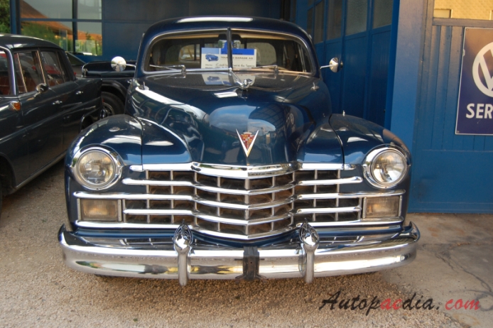 Cadillac Sixty Special 2nd generation 1942-1949 (1947 Fleetwood Sixty Special sedan 4d), front view