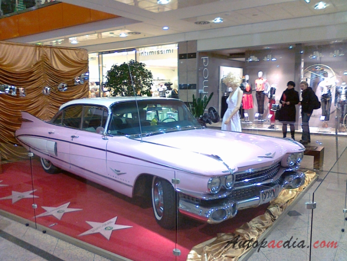 Cadillac Sixty Special 7. generacja 1959-1960 (1959 Fleetwood Sixty Special hardtop 4d), prawy przód