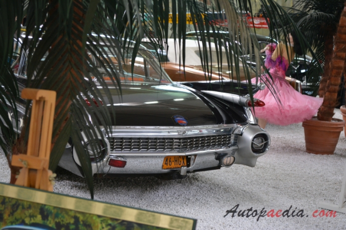 Cadillac Sixty Special 7. generacja 1959-1960 (1959 Fleetwood Sixty Special hardtop 4d), tył
