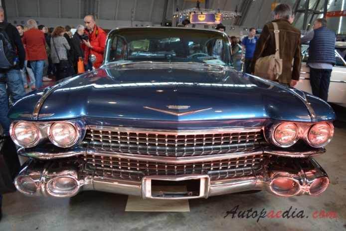 Cadillac Sixty Special 7. generacja 1959-1960 (1959 Fleetwood Sixty Special hardtop 4d), przód