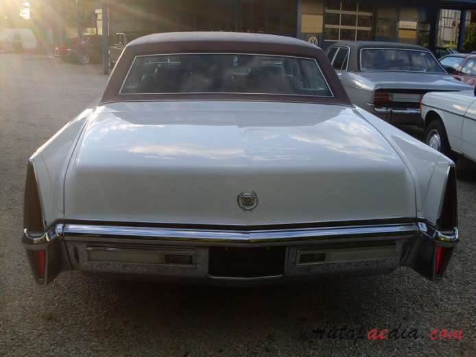 Cadillac Sixty Special 9. generacja 1965-1970 ((1970 Fleetwood Brougham Sixty Special sedan 4d), tył
