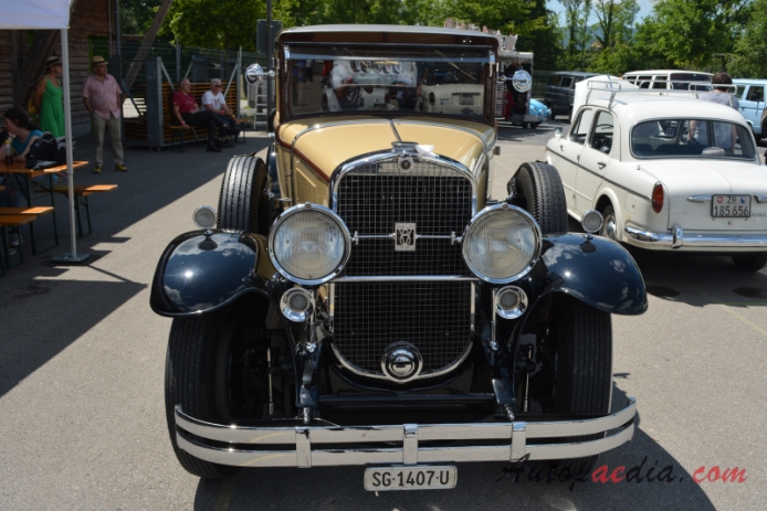 Cadillac Series 341 1928-1929 (1929 Cadillac 341-B Imperial saloon 2d), przód
