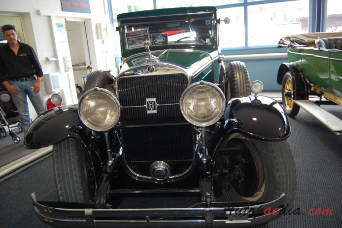 Cadillac Series 341 1928-1929 (1929 Cadillac 341-B Saloon 4d), przód