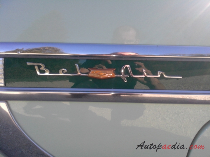 Chevrolet Bel Air 1. generacja 1950-1954 (1953 hardtop 2d), emblemat bok 