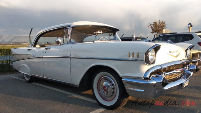 Chevrolet Bel Air 2nd generation 1955-1957 (1957 hardtop 4d), right front view