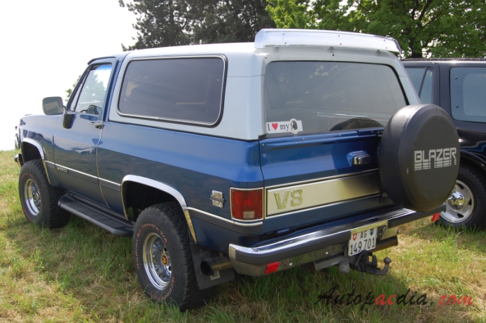 Chevrolet K5 Blazer 2. generacja 1973-1991 (1981-1982 Chevrolet K5 Blazer Silverado SUV 3d), lewy tył