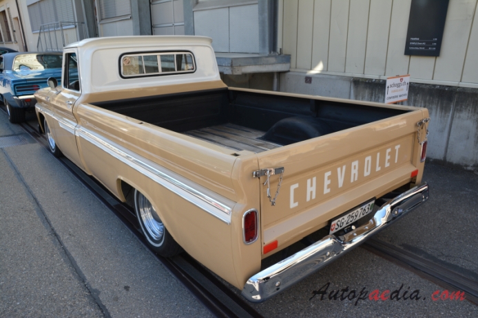 Chevrolet C/K 1st generation 1960-1966 (1964-1966 Chevrolet C10 Fleetside long-bed pickup 2d),  left rear view