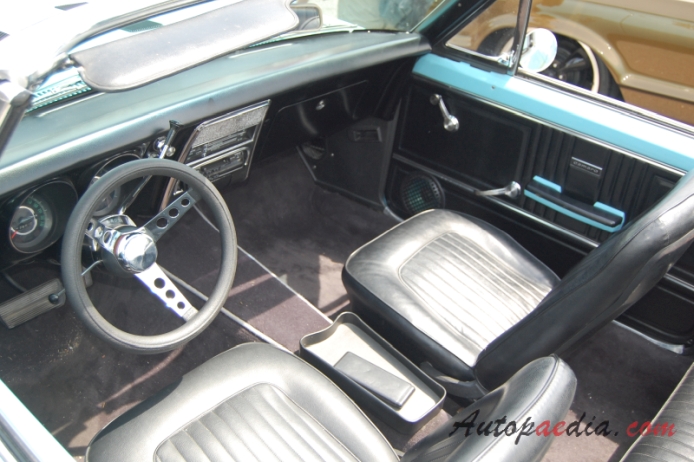 Chevrolet Camaro 1st generation 1967-1969 (1967 Chevrolet Camaro SS 350 convetible 2d), interior