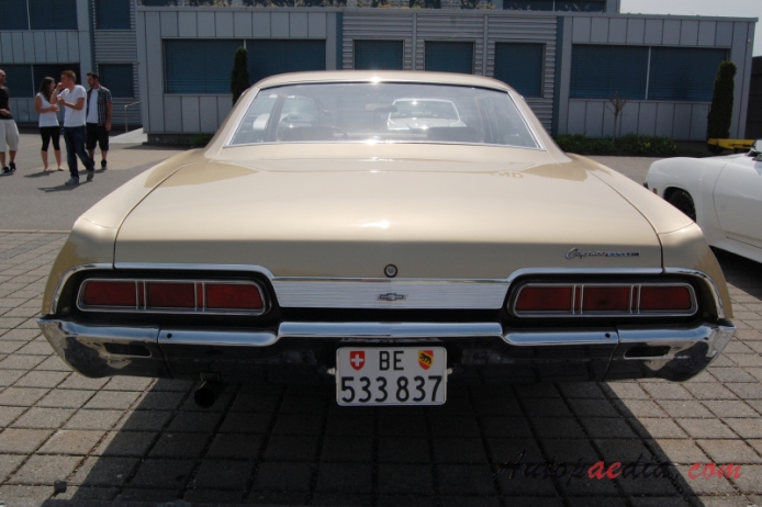 Chevrolet Caprice 1. generacja 1966-1970 (1967 hardtop 4d), tył