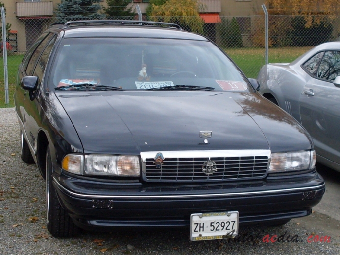 Chevrolet Caprice 4th generation 1991-1996 (1991-1993 station wagon 5d), front view