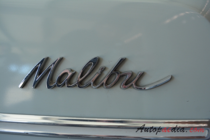 Chevrolet Chevelle 1st generation 1964-1967 (1964 Chevrolet Chevelle Malibu 230 sedan 4d), side emblem 