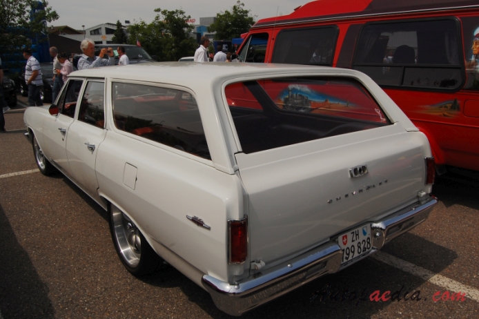 Chevrolet Chevelle 1. generacja 1964-1967 (1965 Chevrolet Chevelle 300 Deloxe station wagon 5d), lewy tył