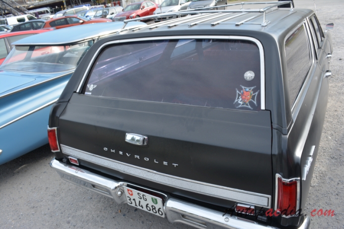 Chevrolet Chevelle 1. generacja 1964-1967 (1965 Chevrolet Chevelle Malibu Estate station wagon 5d), tył