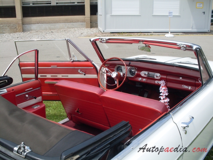 Chevrolet Chevy II 1. generacja 1962-1965 (1962-1963 Chevrolet Chevy II Nova 400 cabriolet 2d), wnętrze