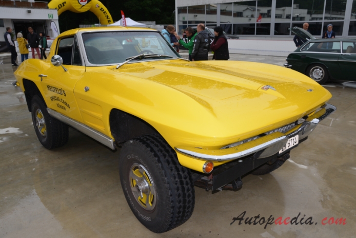 Chevrolet Corvette C2 Sting Ray 1963-1967 (1963 Chevrolet Corvette 4x4 off-road przeróbka 2d), prawy przód