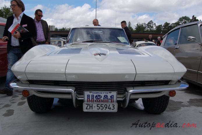 Chevrolet Corvette C2 Sting Ray 1963-1967 (1963 Coupé 2d), przód