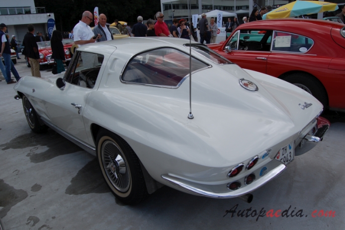 Chevrolet Corvette C2 Sting Ray 1963-1967 (1963 Coupé 2d),  left rear view