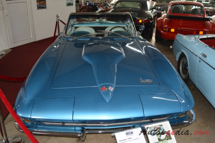 Chevrolet Corvette C2 Sting Ray 1963-1967 (1966 Chevrolet Corvette 427 Turbo Jet kabriolet 2d), przód
