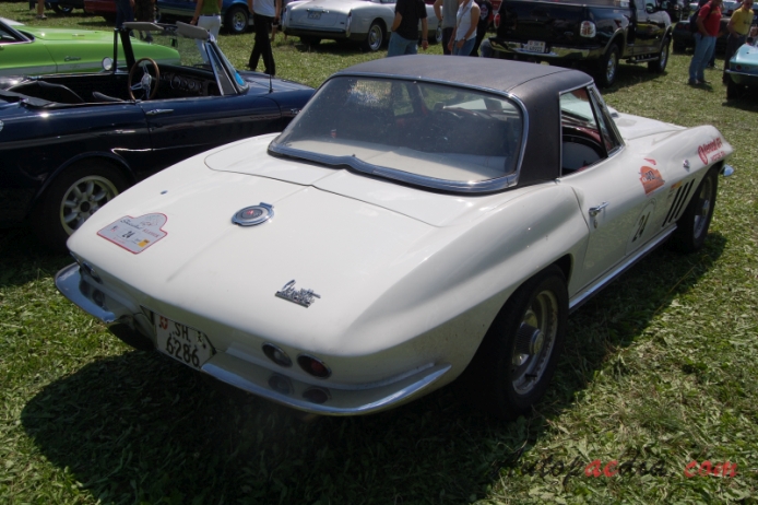 Chevrolet Corvette C2 Sting Ray 1963-1967 (1966 convetible 2d), right rear view