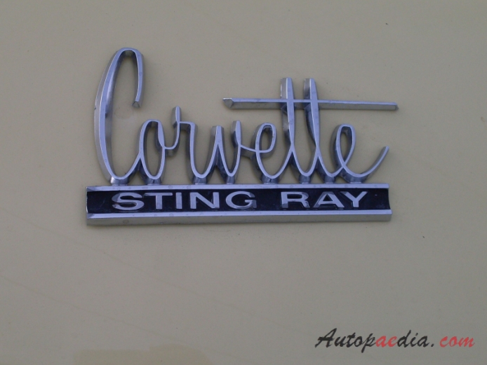 Chevrolet Corvette C2 Sting Ray 1963-1967 (1967 convetible 2d), rear emblem  