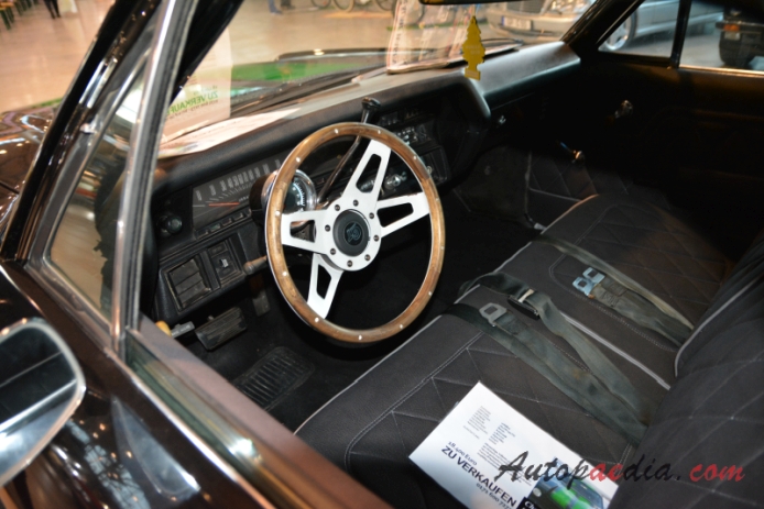 Chevrolet El Camino 3rd generation 1968-1972 (1972 Chevrolet El Camino SS pickup 2d), interior