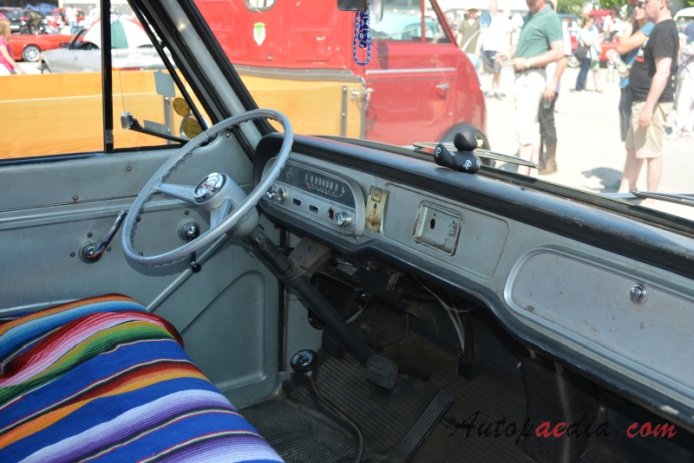 Chevrolet Greenbrier 1961-1965 (van 4d), wnętrze