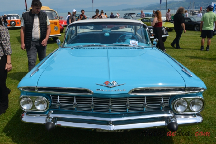 Chevrolet Impala 2. generacja 1959-1960 (1959 hardtop 4d), przód