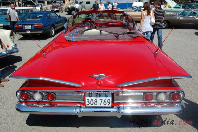 Chevrolet Impala 2. generacja 1959-1960 (1960 kabriolet 2d), tył