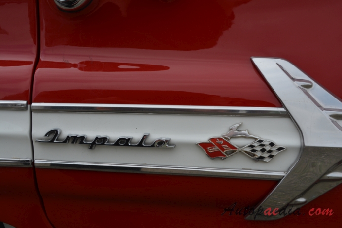 Chevrolet Impala 2nd generation 1959-1960 (1960 hardtop 4d), side emblem 