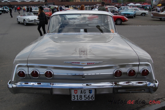 Chevrolet Impala 3rd generation 1961-1964 (1962 hardtop 4d), rear view