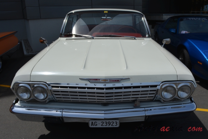 Chevrolet Impala 3. generacja 1961-1964 (1962 hardtop 4d), przód