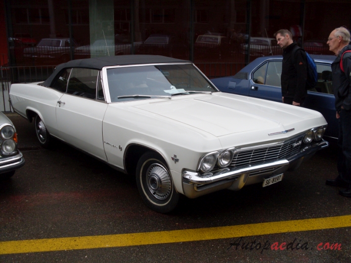 Chevrolet Impala 4th generation 1965-1970 (1965 Chevrolet Impala 283 convetible 2d), right front view