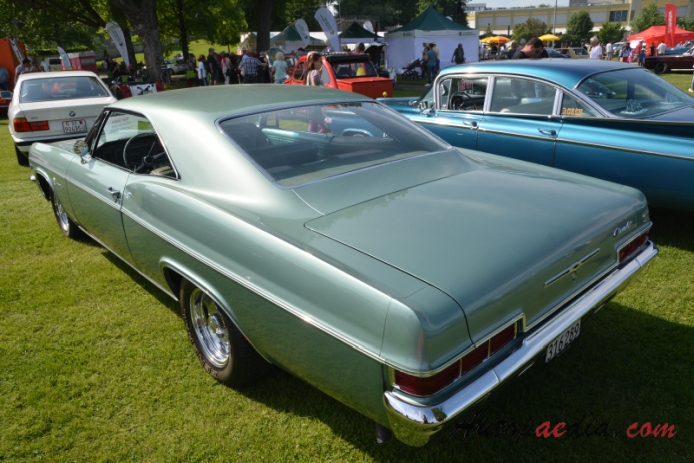 Chevrolet Impala 4th generation 1965-1970 (1966 Chevrolet Impala hardtop 2d),  left rear view