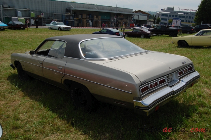 Chevrolet Impala 5. generacja 1971-1976 (1974 Chevrolet Impala 454 hardtop 4d), lewy tył