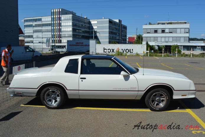 Chevrolet Monte Carlo 4. generacja 1981-1988 (1986 Chevrolet Monte Carlo SS T-top targa Coupé 2d), prawy bok