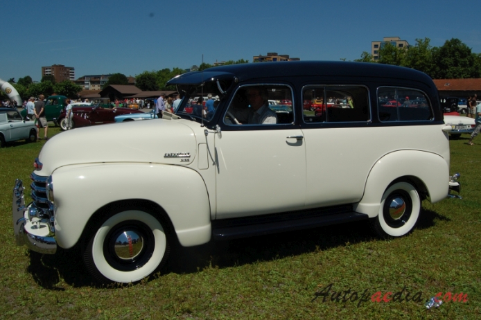 Chevrolet Suburban 3. generacja (Chevrolet Advance Design) 1947-1954 (1949-1950 Chevrolet 3100 carryall 3d), lewy bok