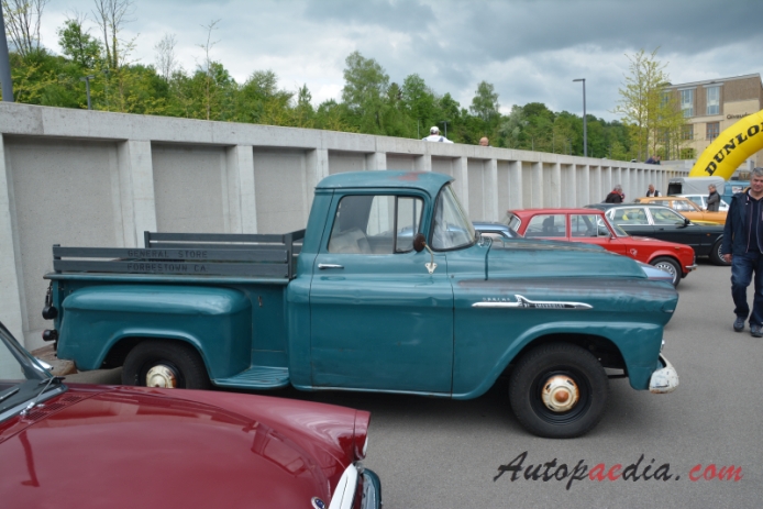Chevrolet Task Force 1955-1959 (1958 Chevrolet Apache 31 Stepside pickup 2d), prawy bok