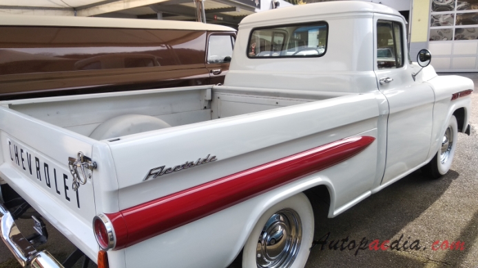 Chevrolet Task Force 1955-1959 (1959 Chevrolet Apache 31 Fleetside pickup 2d), prawy tył